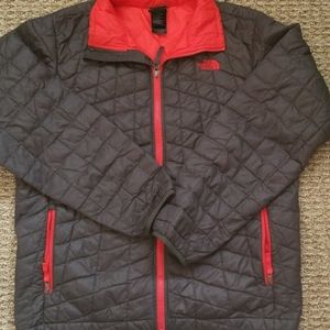 Boys Thermoball Northface jacket size 18/20